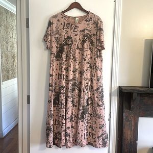 NWT Magnolia Pearl Unicat Boyfriend Tee Dress